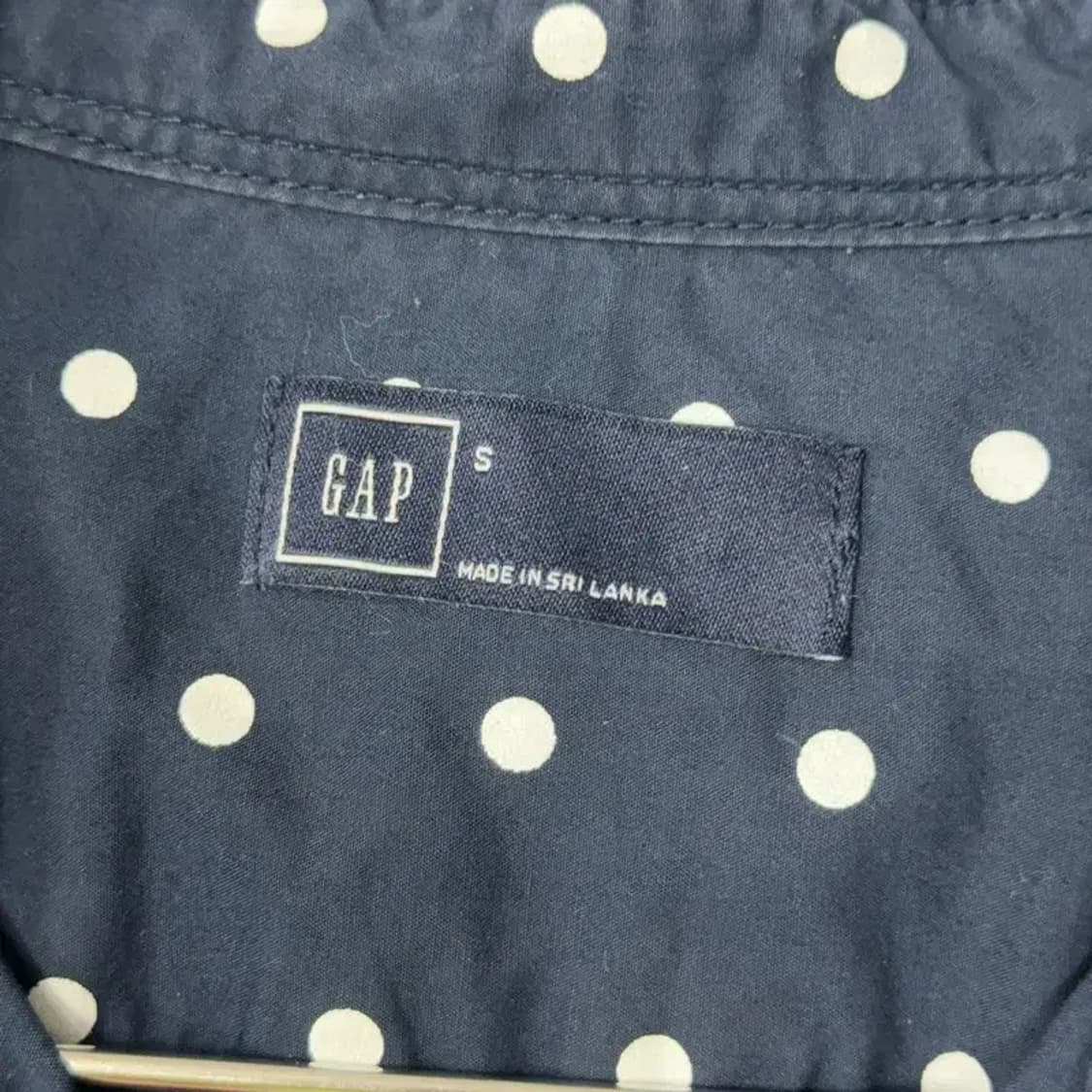 갭 여성 도트 네이비 셔츠 S 상품이미지5