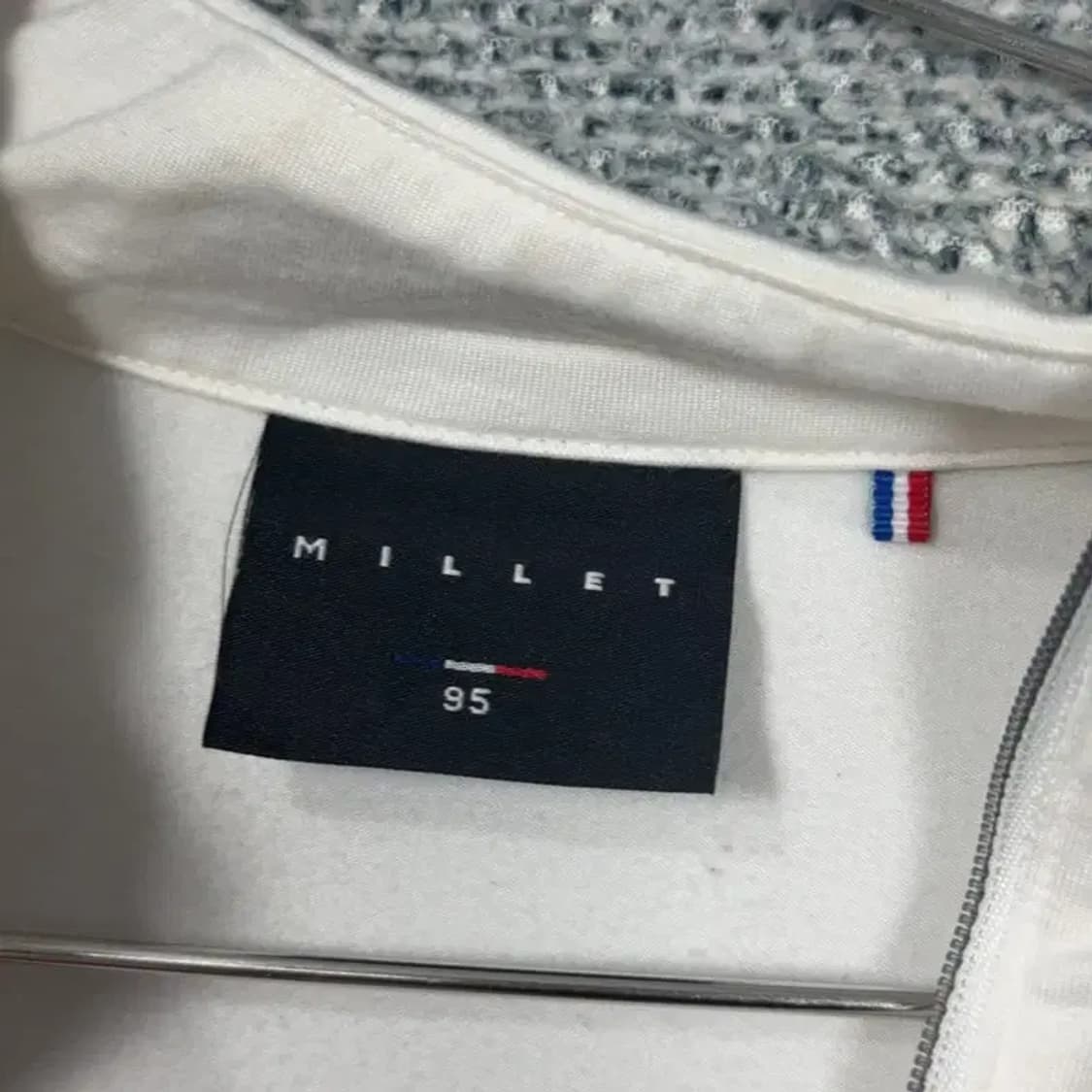 밀레 로고 반집업 기능성 긴팔티 95 상품이미지3