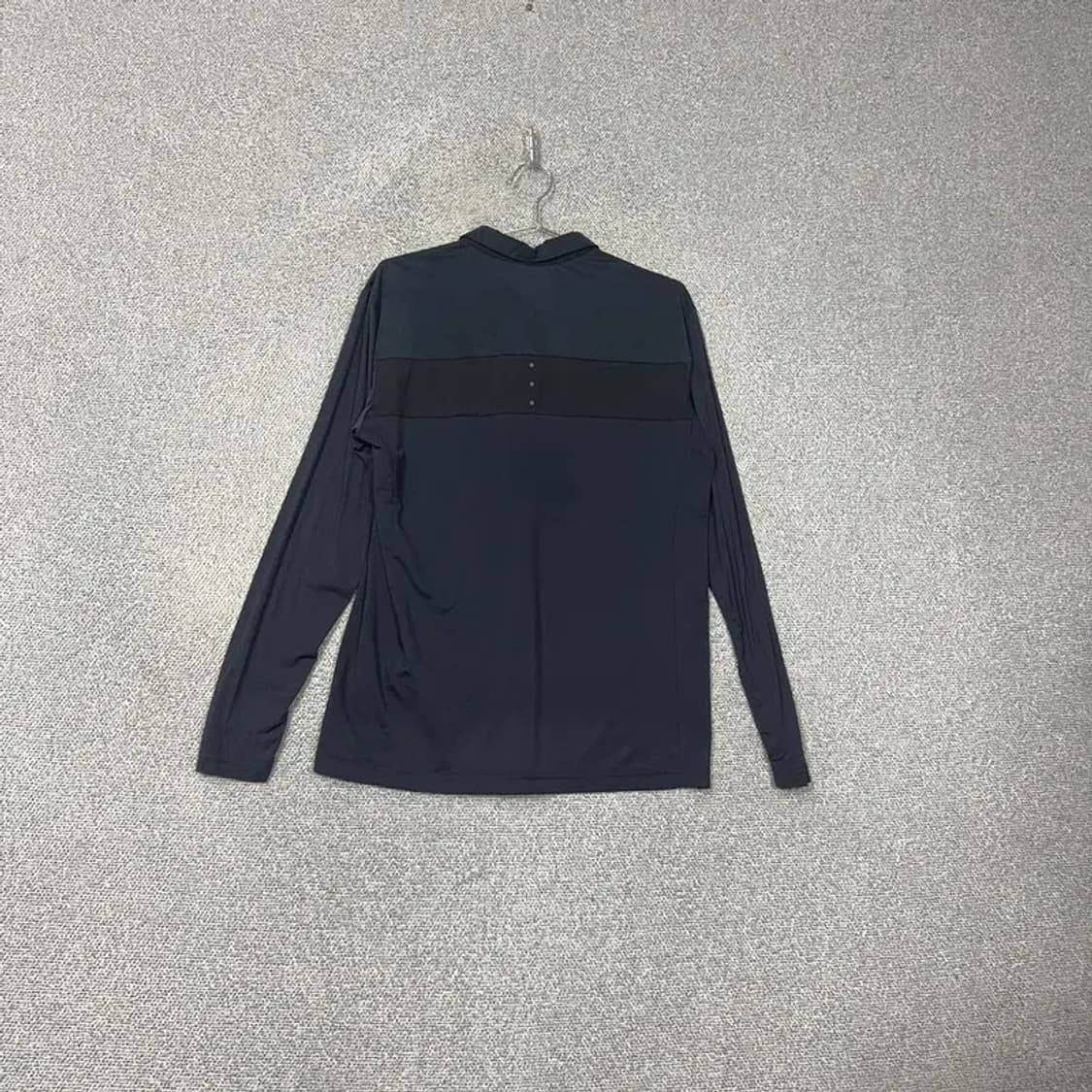 아이더 캐주얼 기능성 긴팔 카라티 L 상품이미지2