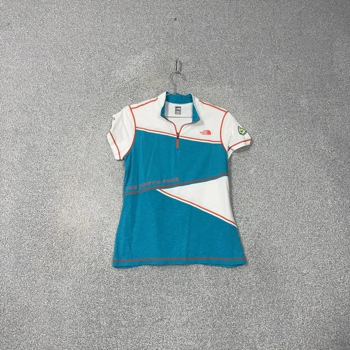 노스페이스 여성 기능성 반집업 반팔티 100 상품이미지1