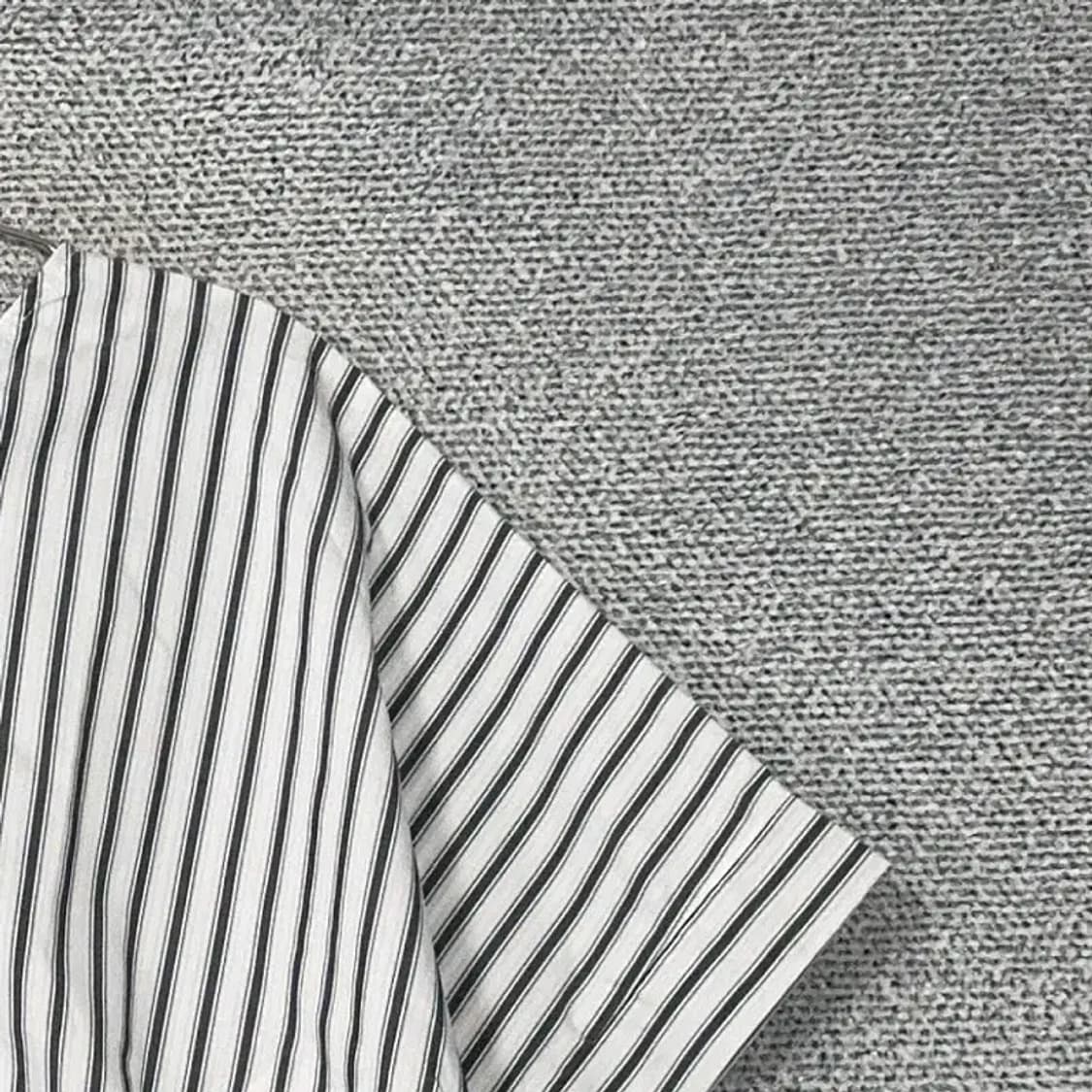 [새상품]에잇세컨즈 스트라이프 브이넥 블라우스 반팔 S 상품이미지4