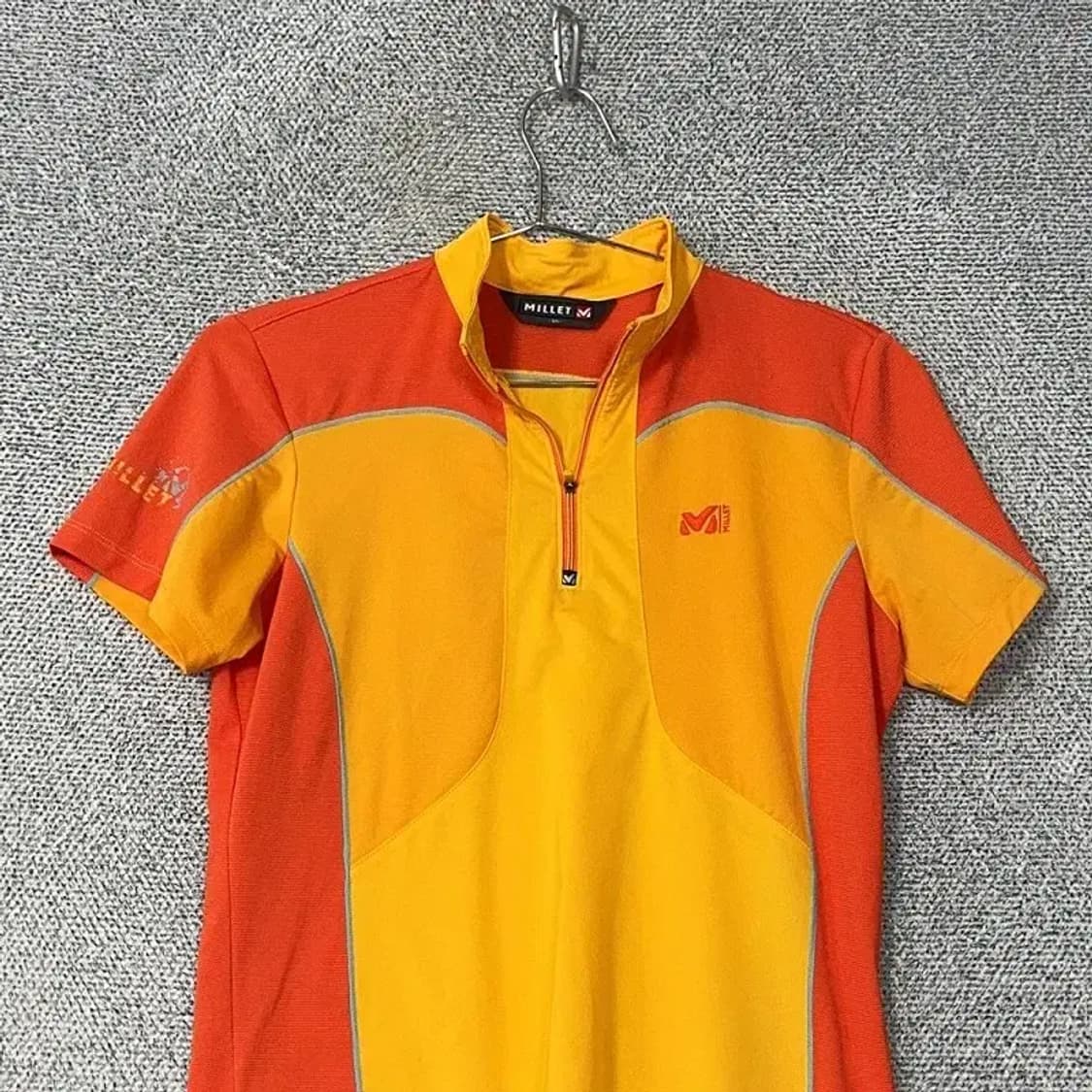 밀레 로고 여성 기능성 반집업 반팔티 95 상품이미지3