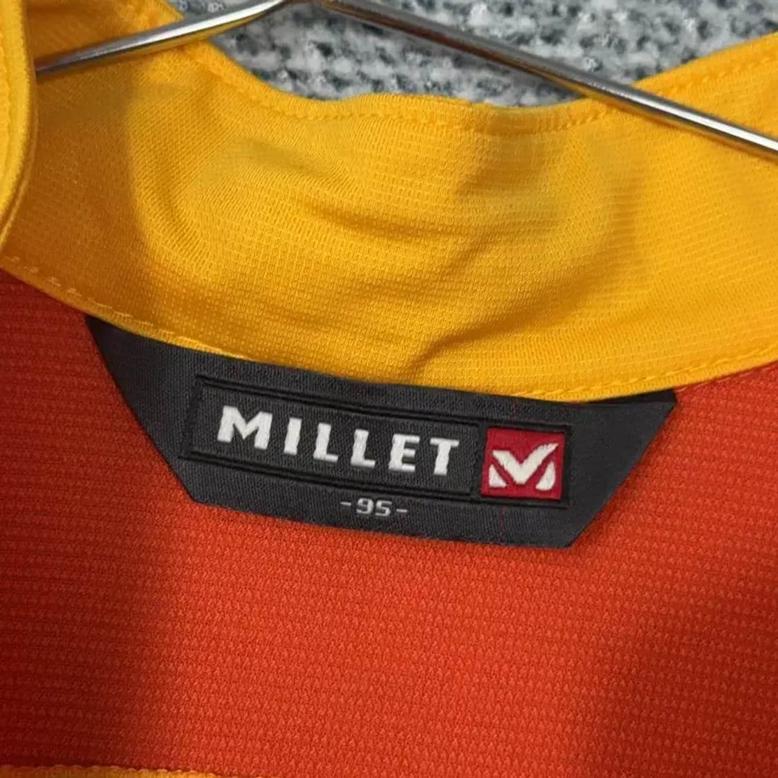 밀레 로고 여성 기능성 반집업 반팔티 95 상품이미지5