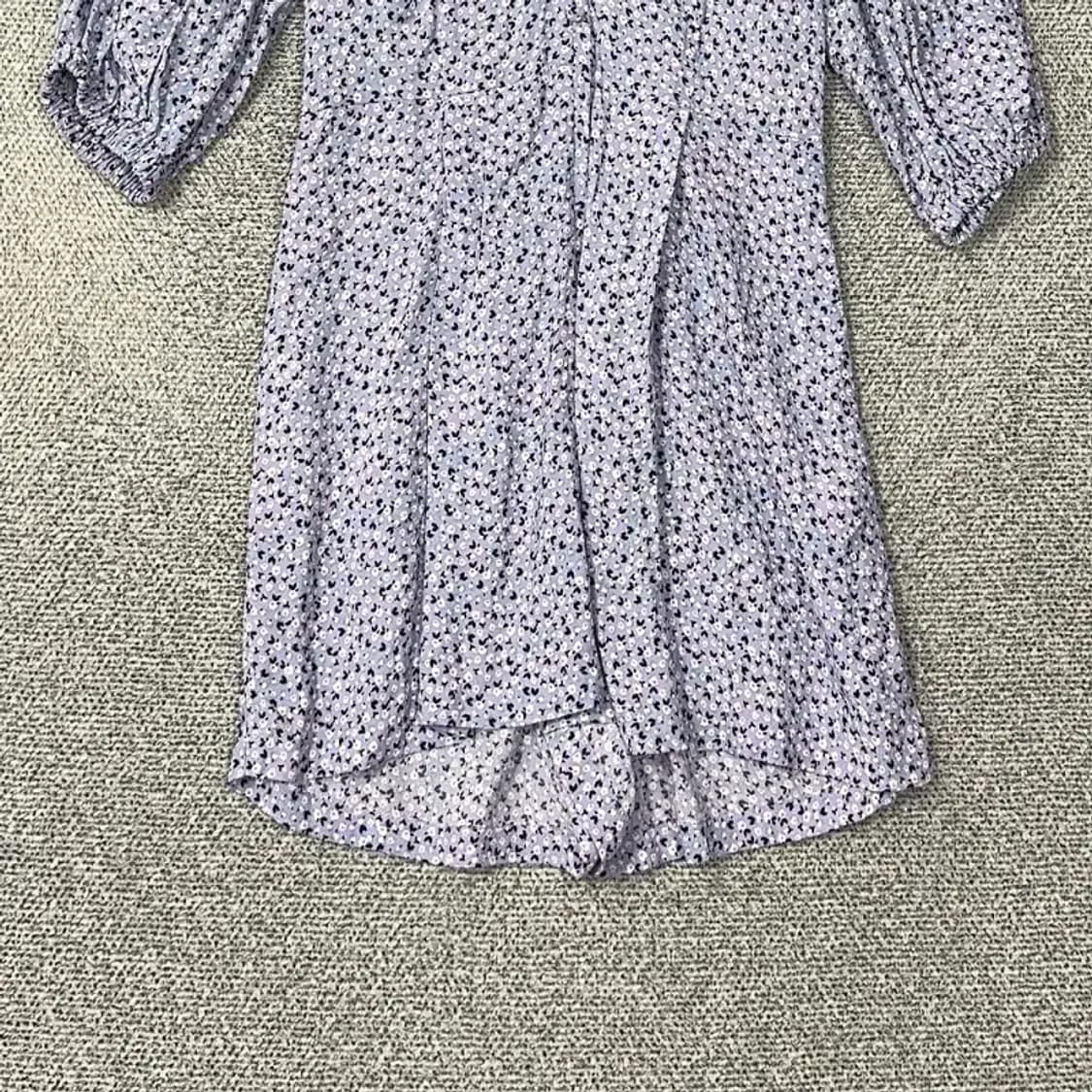 [새상품]자라 플라워 비스코스 브이넥 원피스 XS 상품이미지4