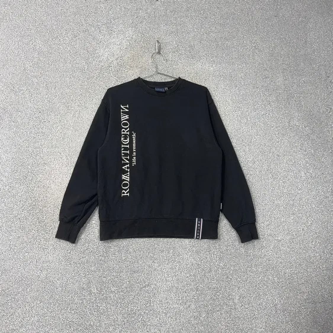 로맨틱크라운 스펠로고 스웻셔츠 맨투맨 S 상품이미지1