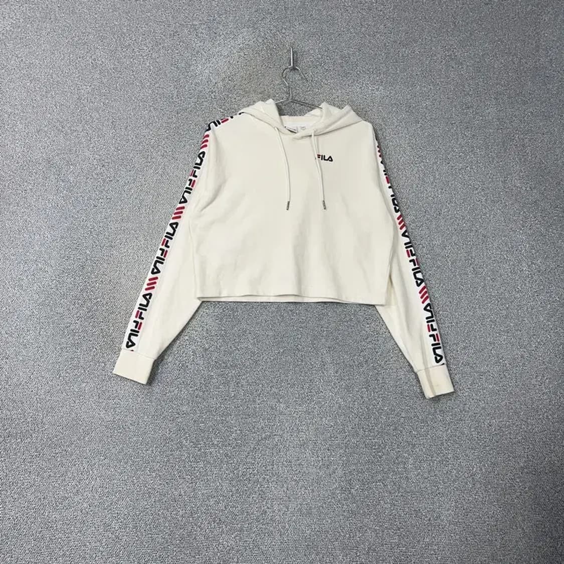 휠라 로고 사이드라인 크롭 후드티 M 상품이미지1