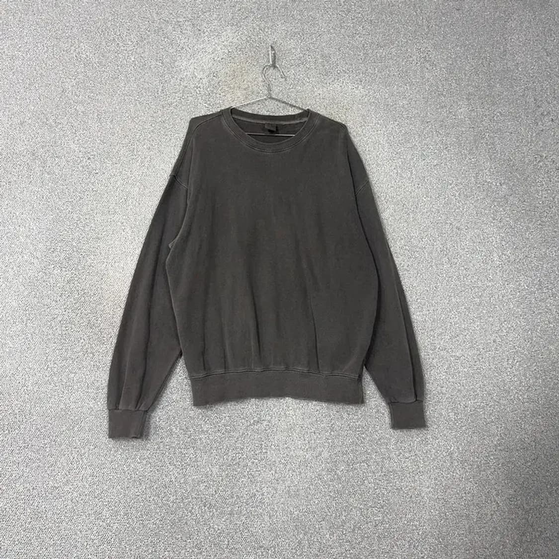 트래블 피그먼트 그레이 빈티지 오버핏 맨투맨 M 상품이미지1