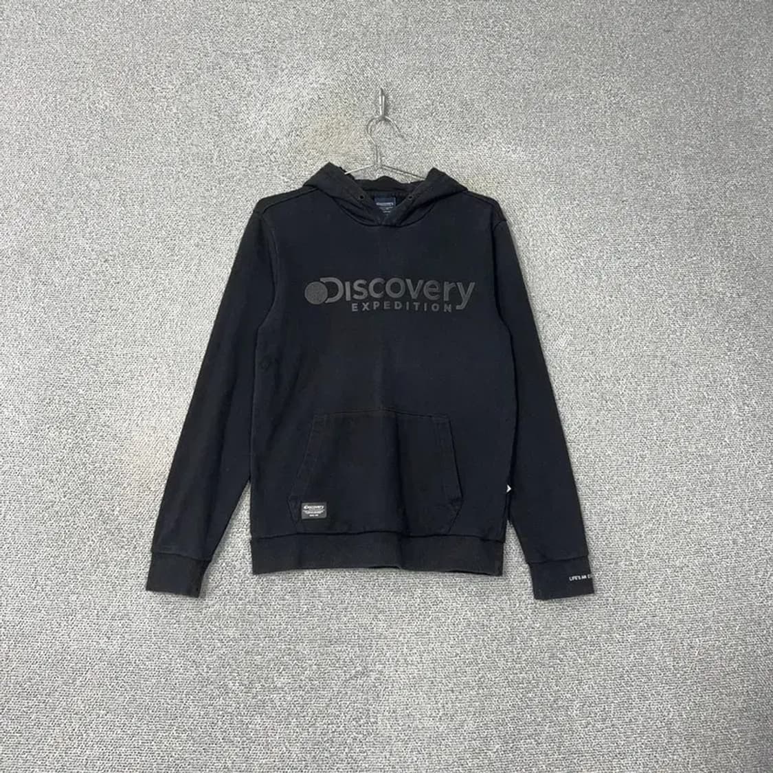 디스커버리 블랙 프린팅 후드티 90 상품이미지1
