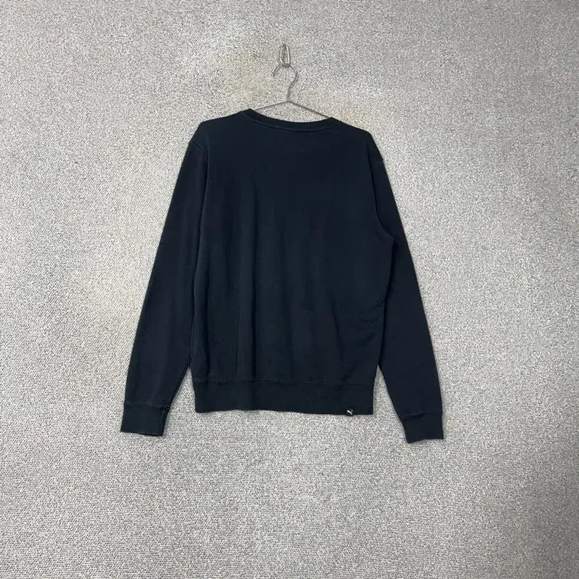 푸마 심플 로고 블랙 맨투맨 M 상품이미지2