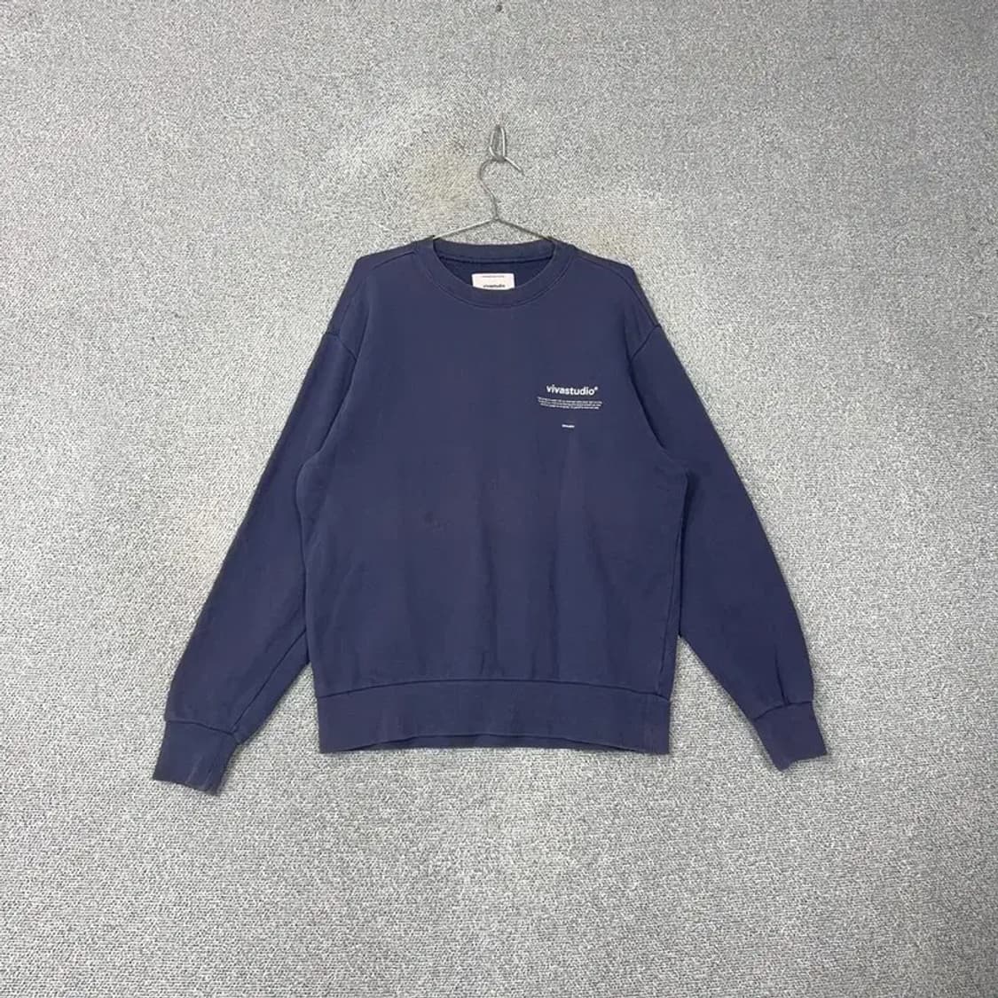 비바스튜디오 프린팅 로고 맨투맨 L 상품이미지1