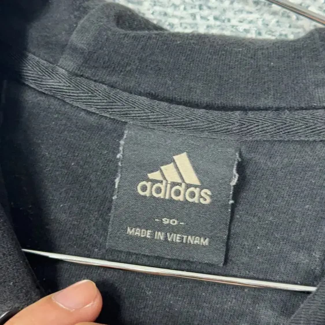 아디다스 스펠로고 블랙 후드티 90 상품이미지3