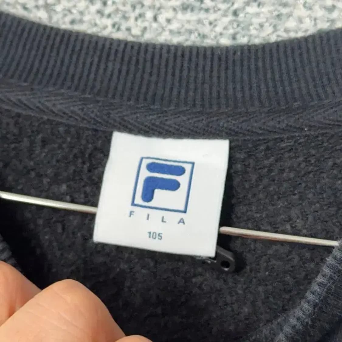 휠라 블랙 로고 맨투맨 105 상품이미지3