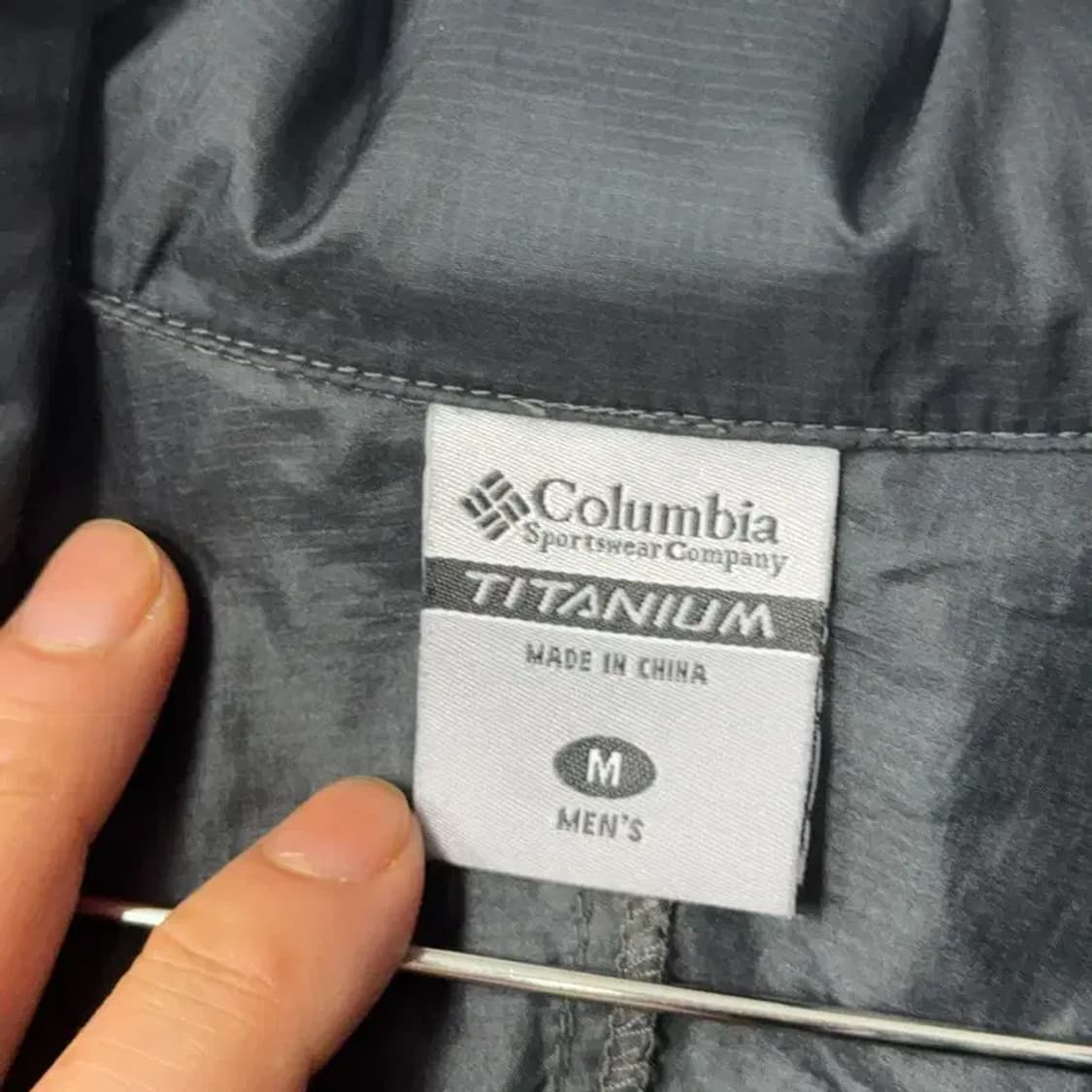 콜롬비아 티타늄 기능성 바람막이 자켓 M 상품이미지3