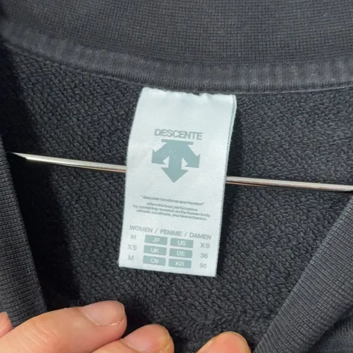 데상트 빈티지 프린팅 스웻셔츠 맨투맨 XS 상품이미지3