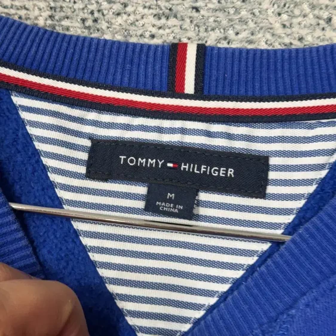 타미힐피거 프린팅 블루 맨투맨 M 상품이미지3