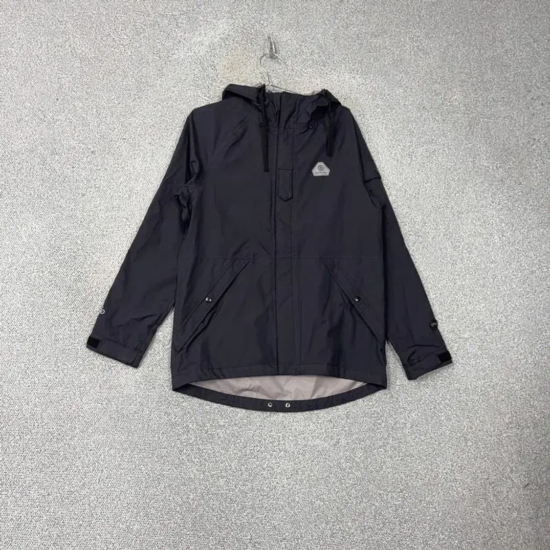 빈폴 아웃도어 로고 바람막이 윈드자켓 100 상품이미지1