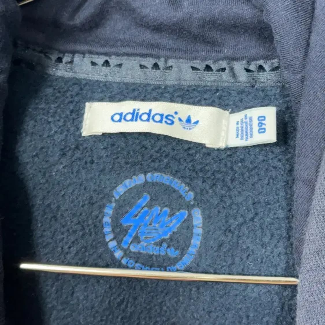 아디다스 여성 로고 네이비 후드티 90 상품이미지3