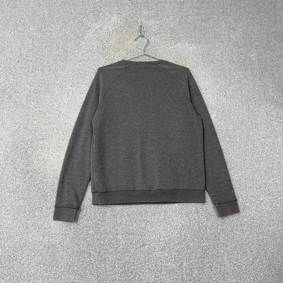 푸마 퀄팅 그레이 맨투맨 M 상품이미지2