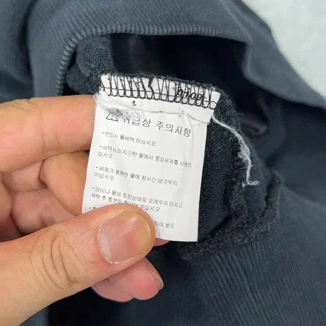 데상트 추신수 20-20클럽 맨투맨 100 상품이미지4