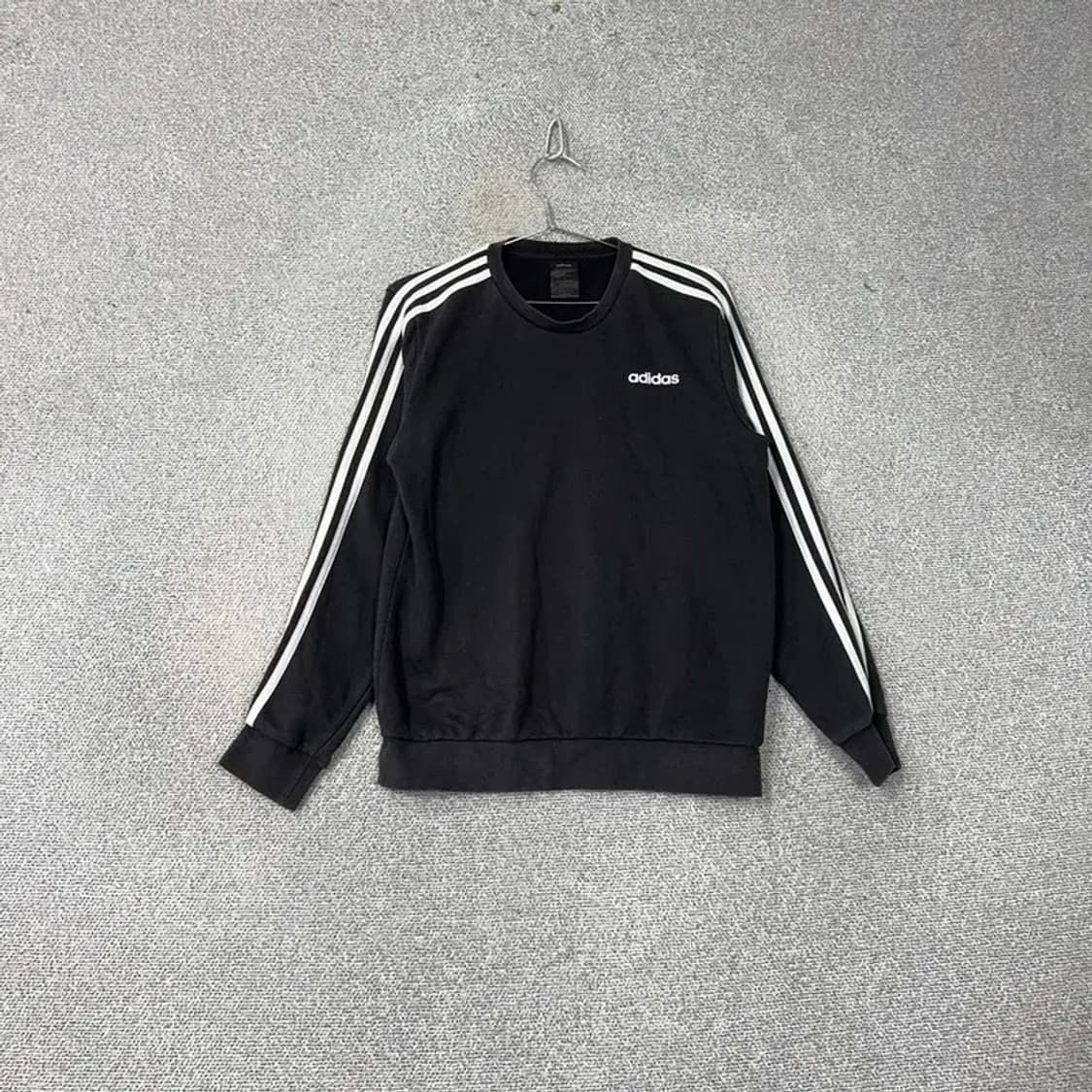 아디다스 스펠로고 블랙 삼선 맨투맨 L 상품이미지1