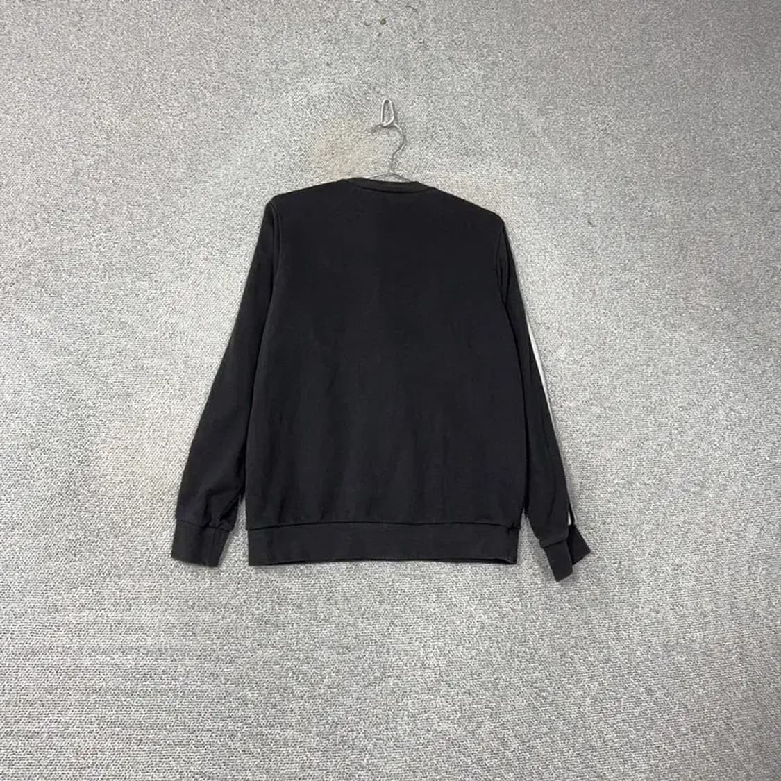 아디다스 스펠로고 블랙 삼선 맨투맨 L 상품이미지2