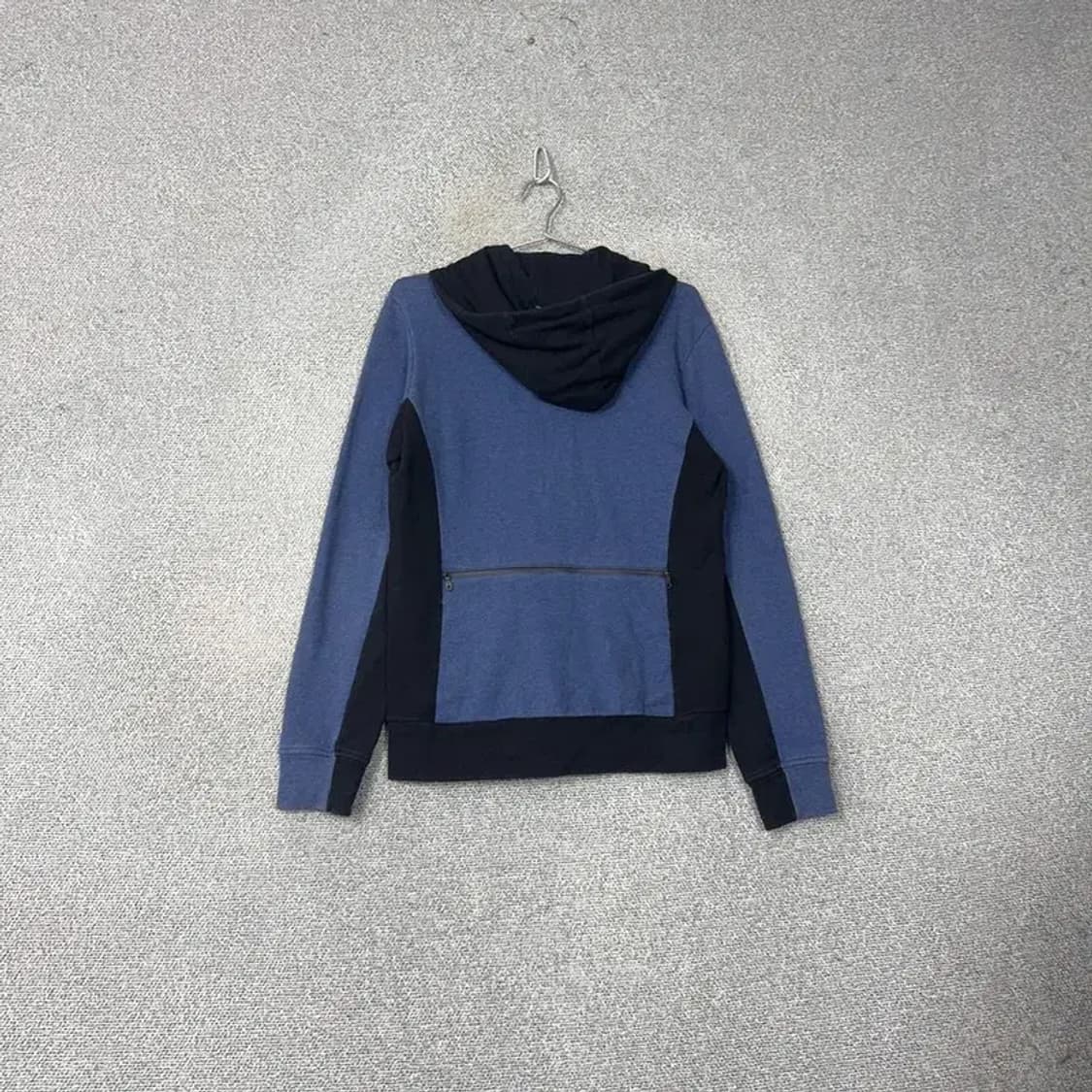 데상트 로고 퀄팅 포켓 기능성 후드집업 95 상품이미지2