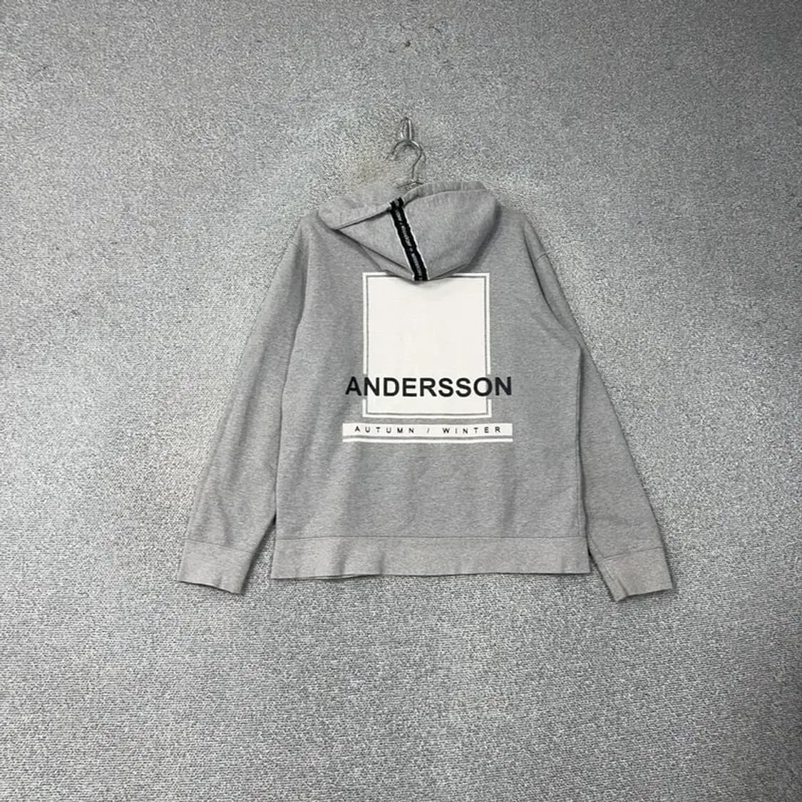 앤더슨벨 로고 그레이 오버핏 스웻 후드티 FREE 상품이미지2