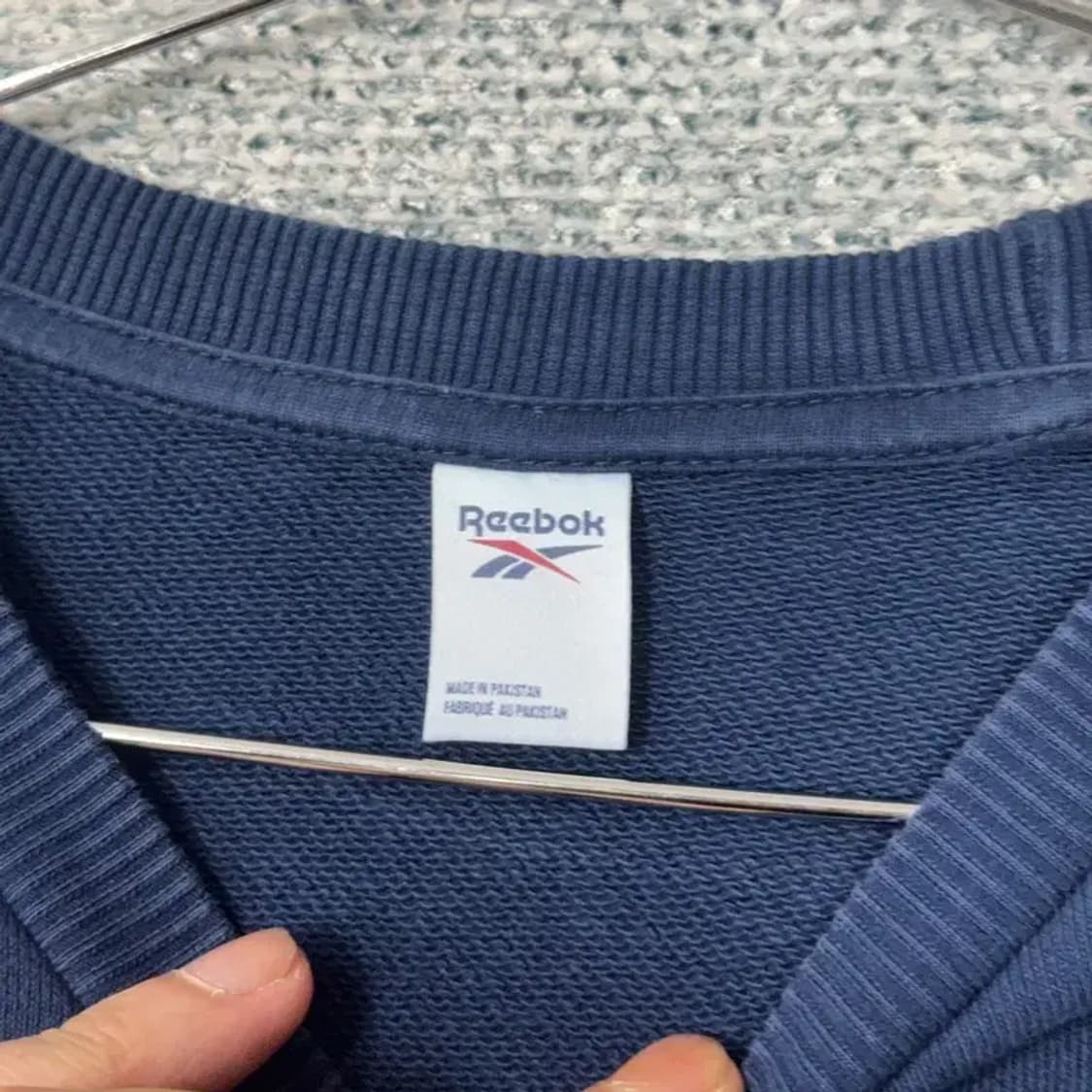 리복 프린팅 로고 네이비 맨투맨 100 상품이미지3