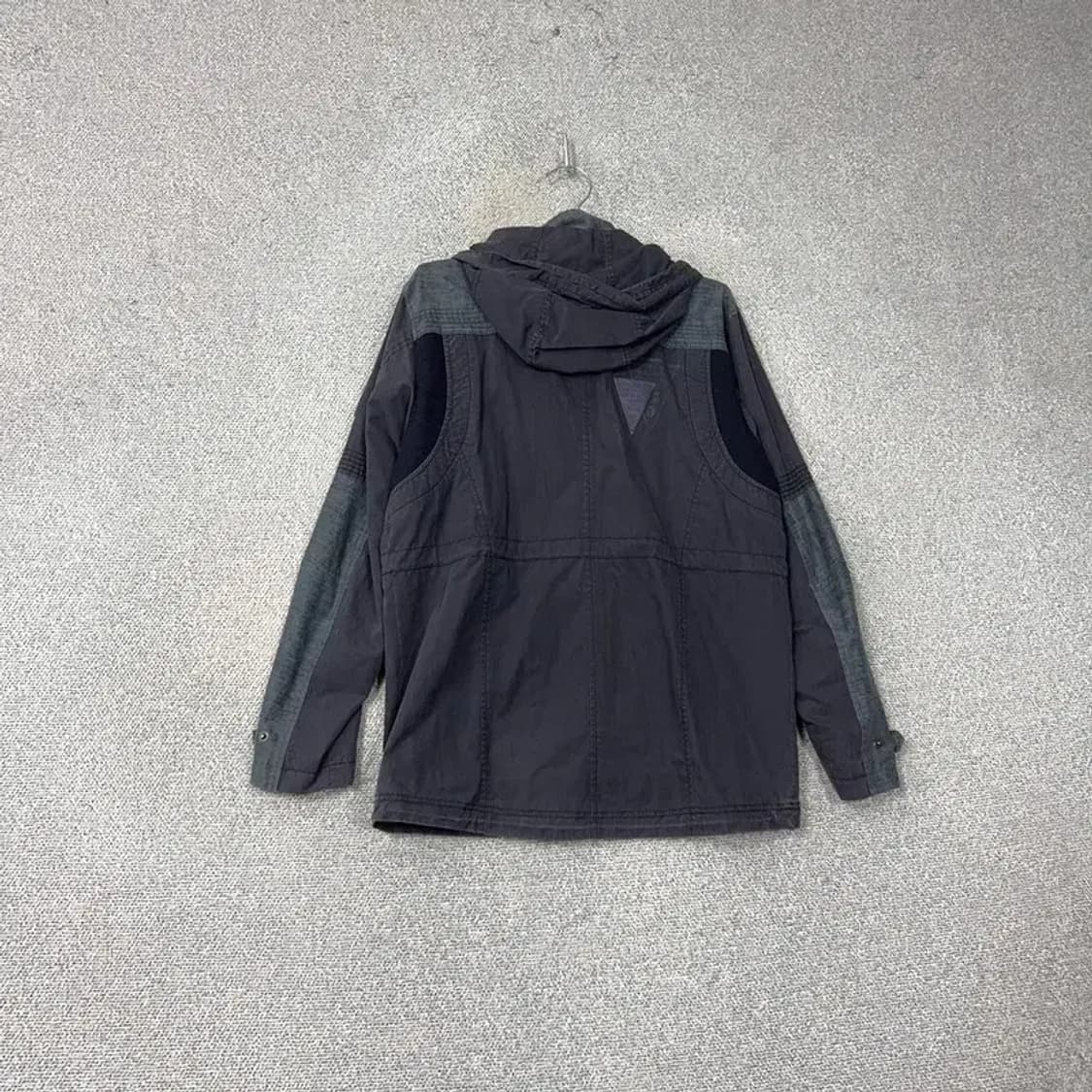 블랙야크 등산 바람막이 자켓 100 상품이미지2