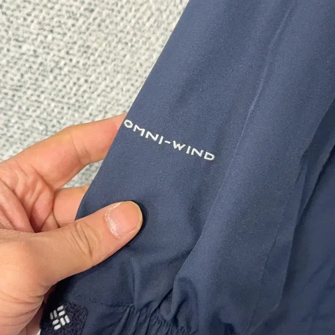 콜롬비아 로고 네이비 기능성 바람막이 자켓 95 상품이미지3