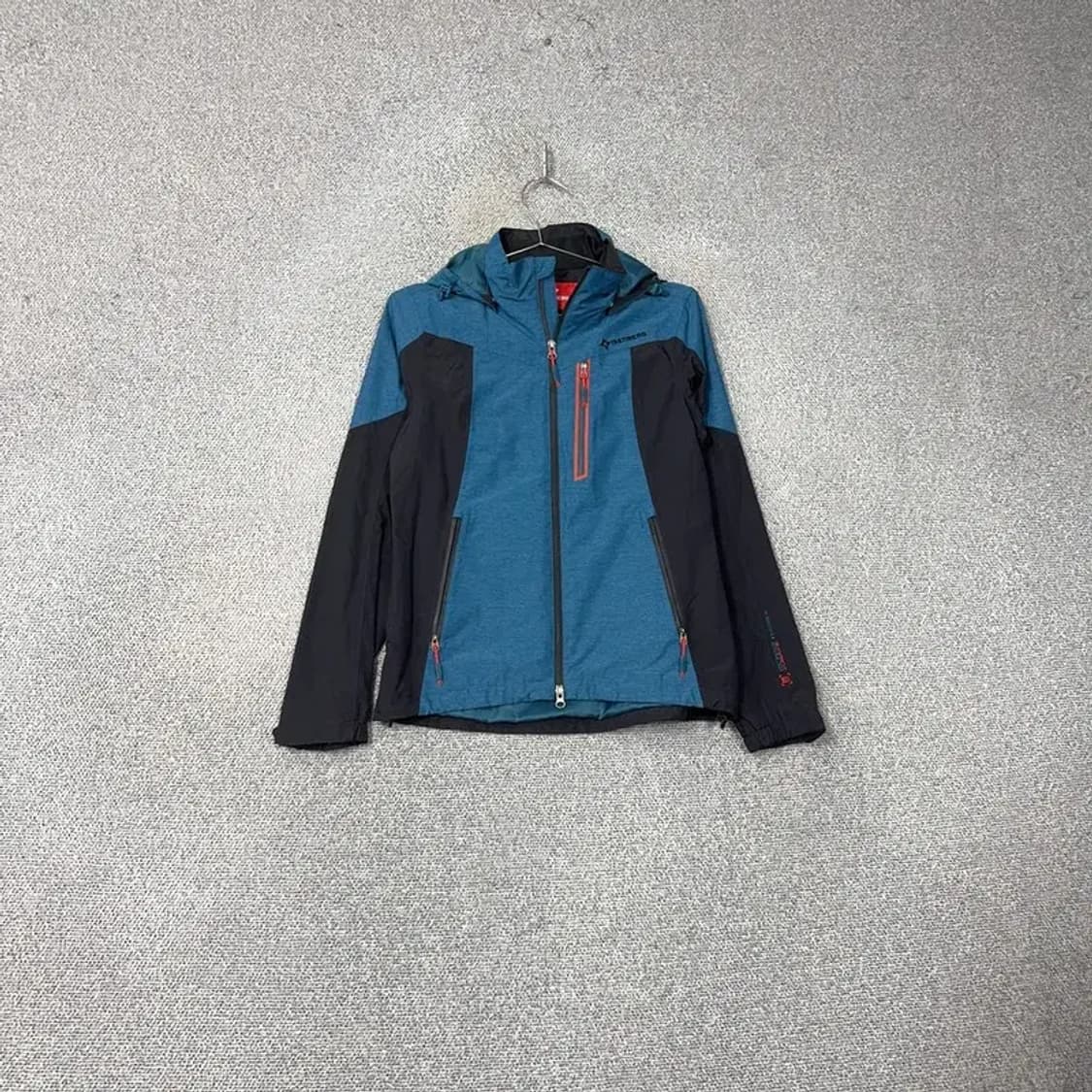 네파 아이젠 버그 네이비 투톤 기능성 여성 바람막이 90 상품이미지1