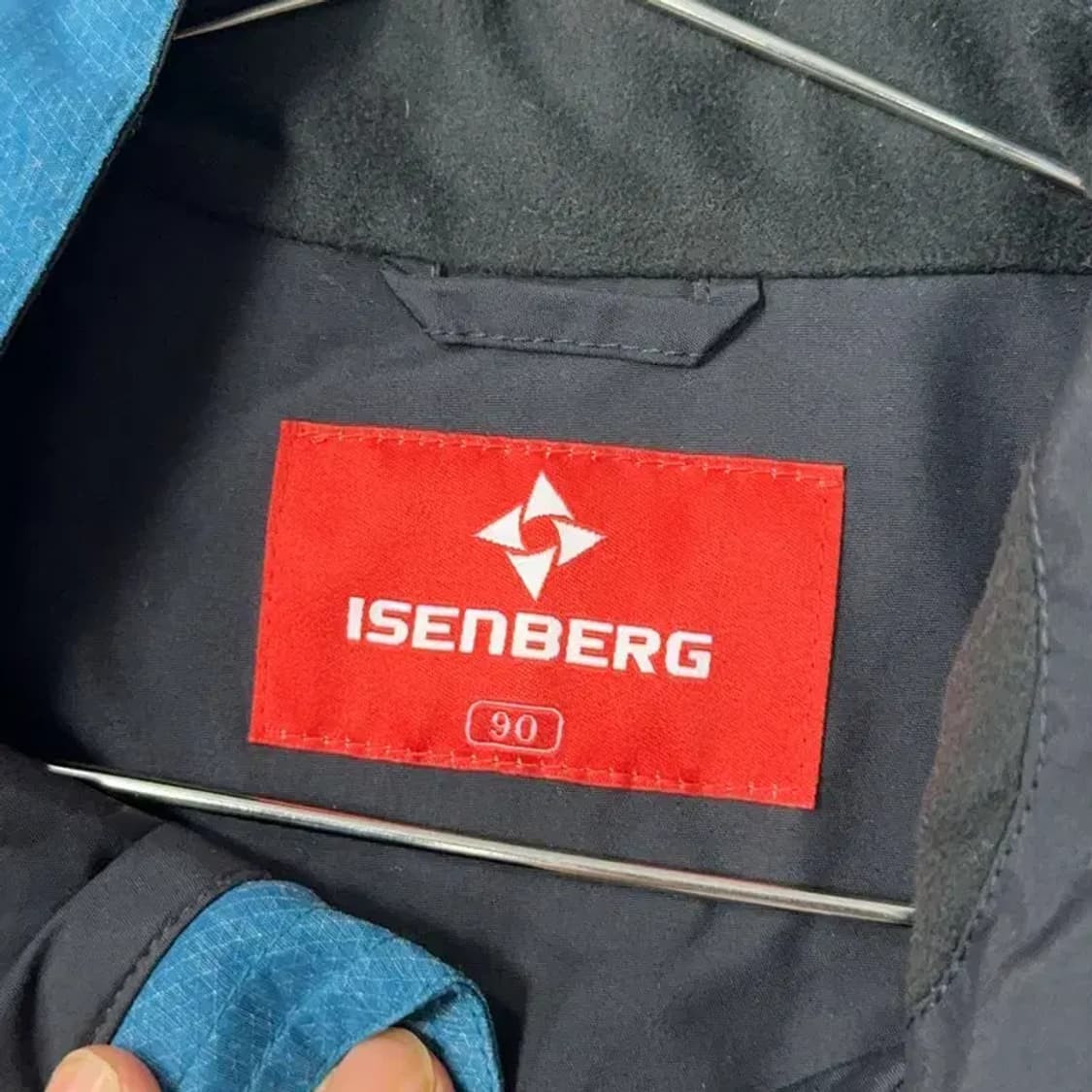 네파 아이젠 버그 네이비 투톤 기능성 여성 바람막이 90 상품이미지3