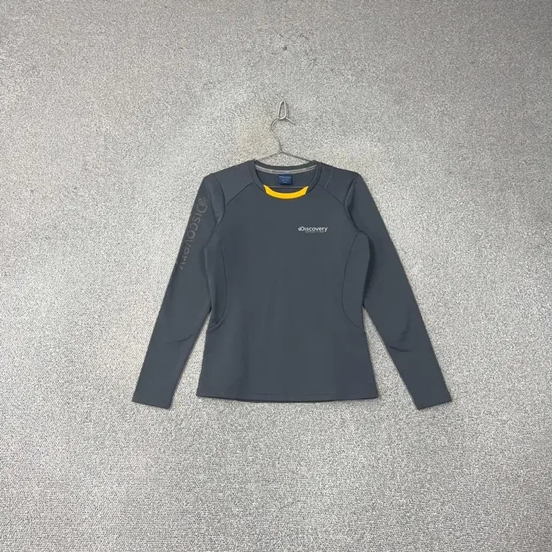디스커버리 기능성 그레이 긴팔 티 90 상품이미지1