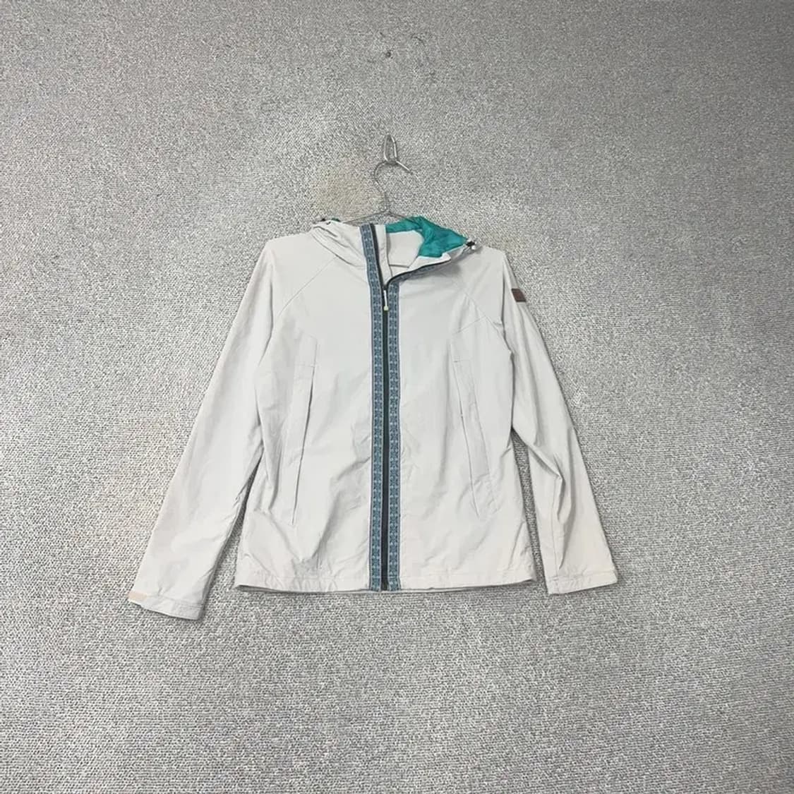 노스페이스 화이트라벨 그레이 바람막이 85 상품이미지1