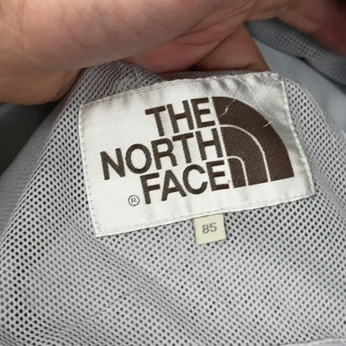 노스페이스 화이트라벨 그레이 바람막이 85 상품이미지3