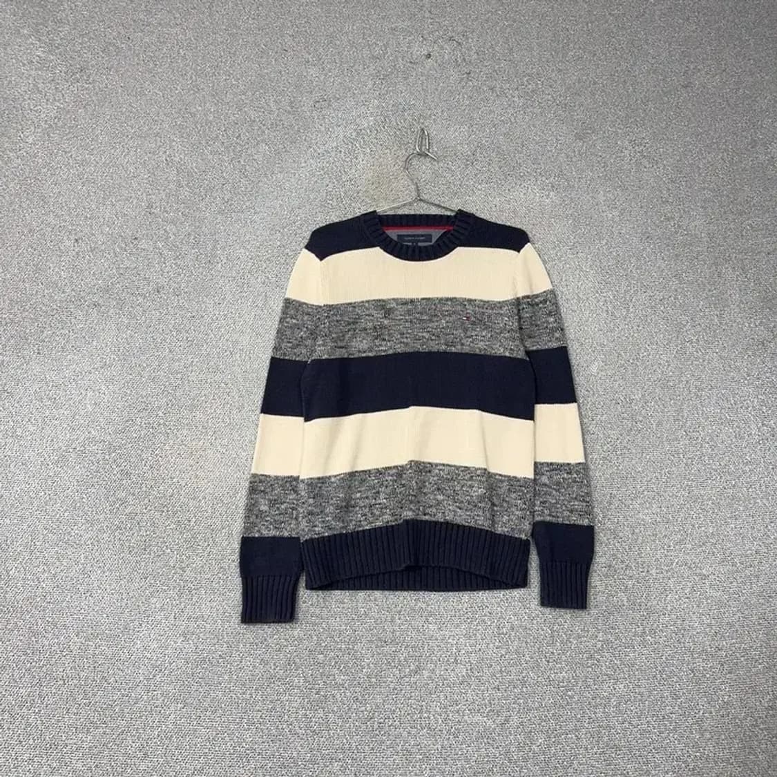 타미힐피거 스트라이프 남성 캐주얼 니트 90 상품이미지1