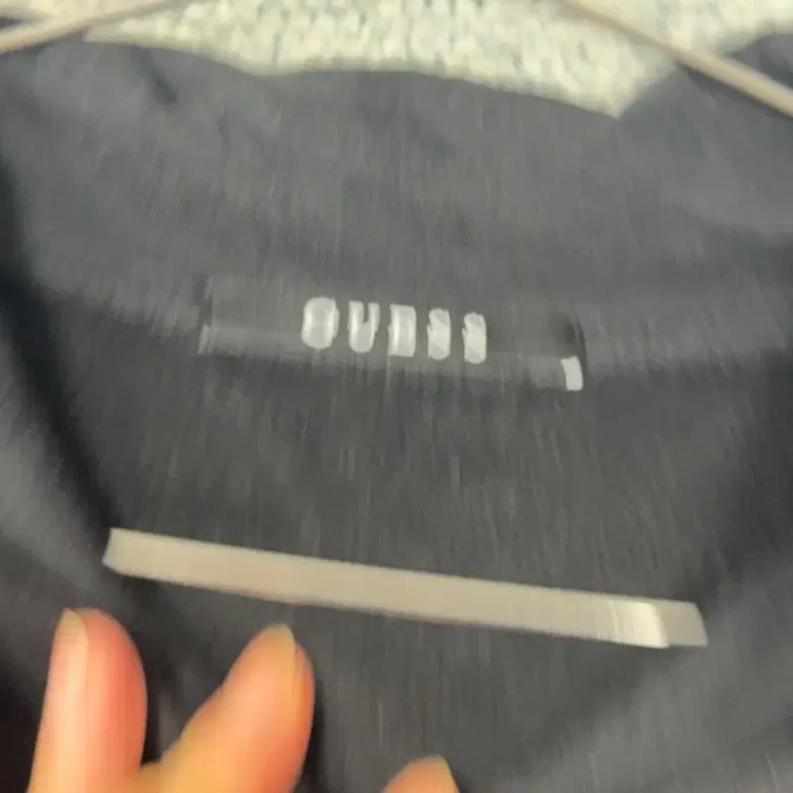 게스 캐주얼 로고 남성 블랙 후드티 M 상품이미지3