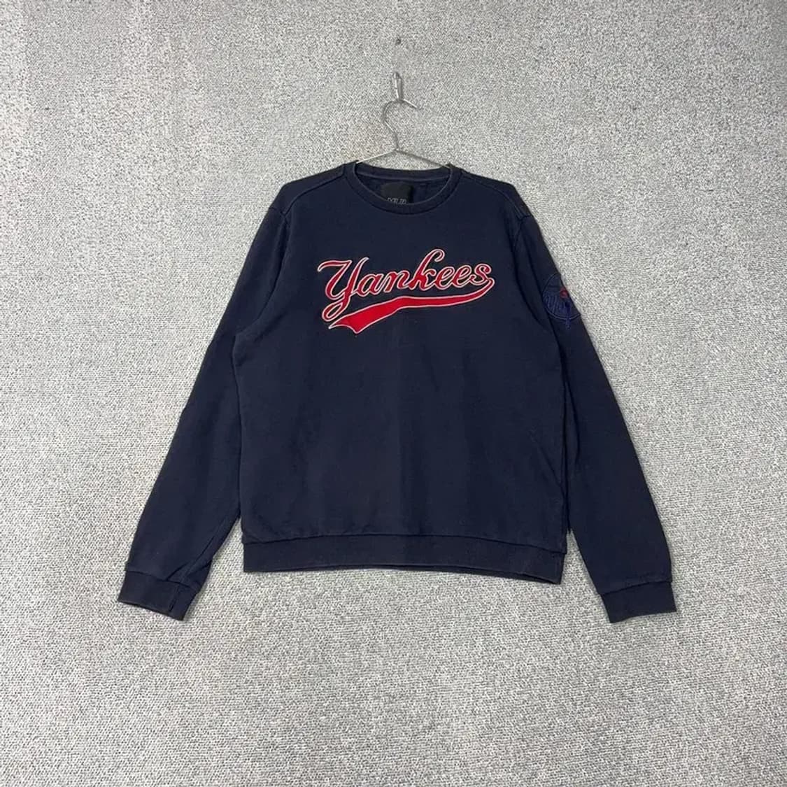 MLB 뉴욕양키즈 로고 네이비 코튼 맨투맨 110 상품이미지1