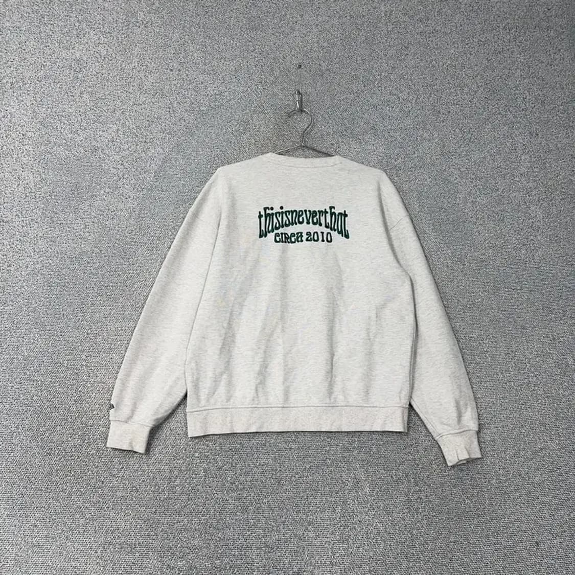 뉴에라 디스이즈네버댓 그레이 맨투맨 95 상품이미지2