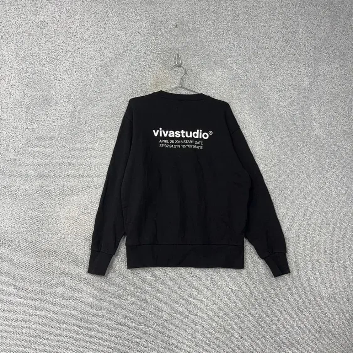 비바스튜디오 블랙 스펠 로고 캐주얼 맨투맨 M 상품이미지2