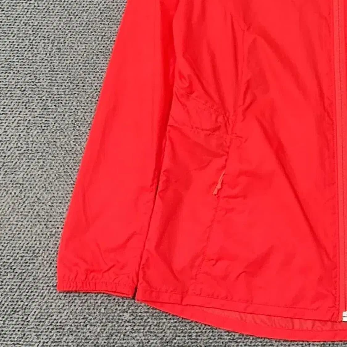 노스페이스 코랄 로고 여성 기능성 운동 등산 바람막이 S 상품이미지3