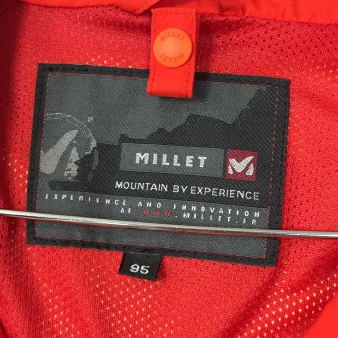 밀레 고어텍스 로고 레드 기능성 운동 등산 여성 바람막이 95 상품이미지4