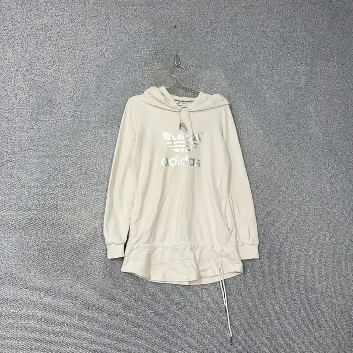 아디다스 화이트 빈티지 실버 프린팅 로고 롱 후드티 90 상품이미지1
