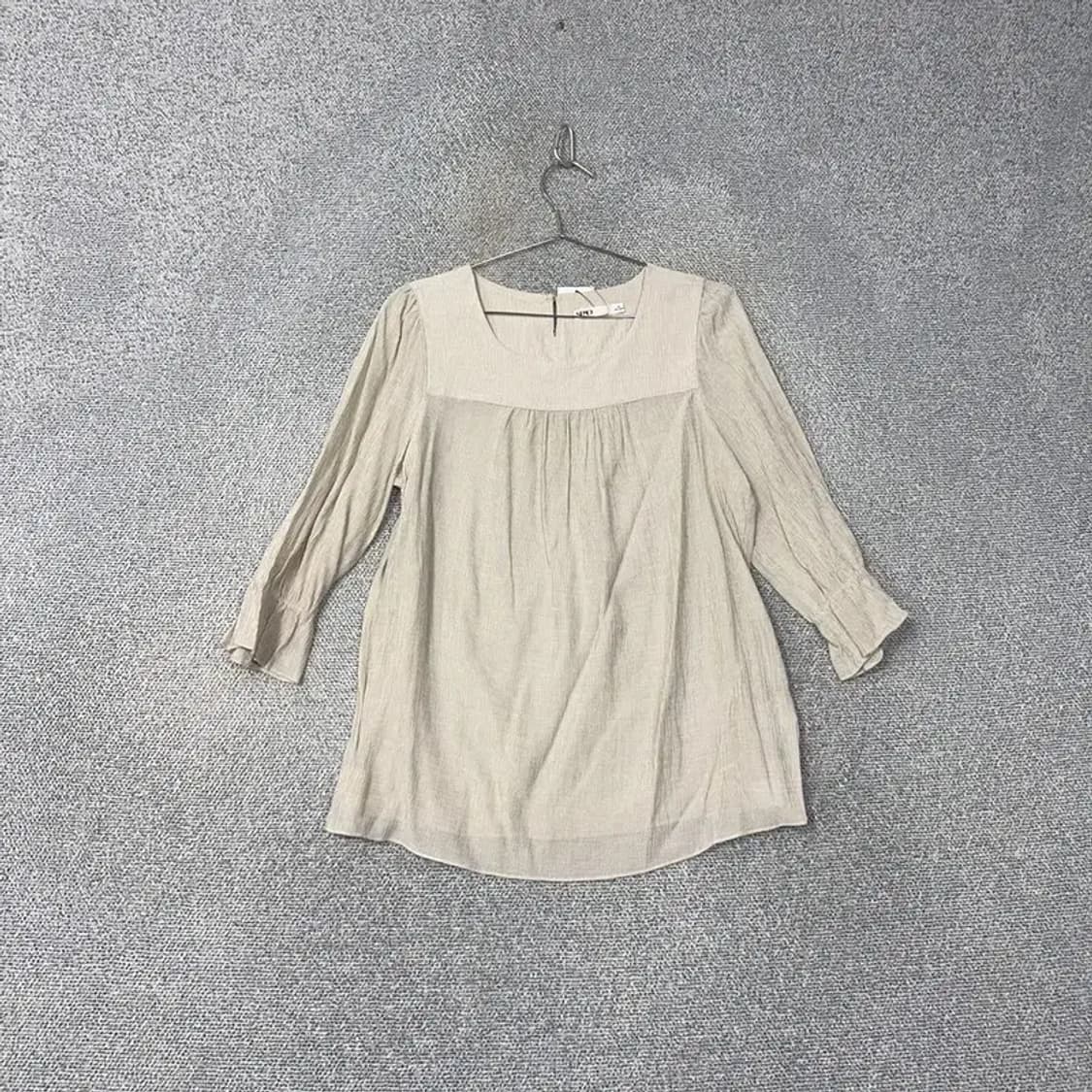 [새상품]스파오 크림 캐주얼 여성 블라우스 M 상품이미지1