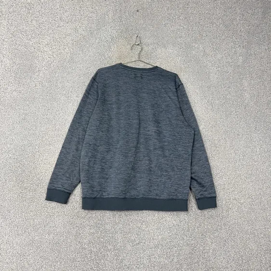 언더아머 그레이 기모 맨투맨 3XL 상품이미지2