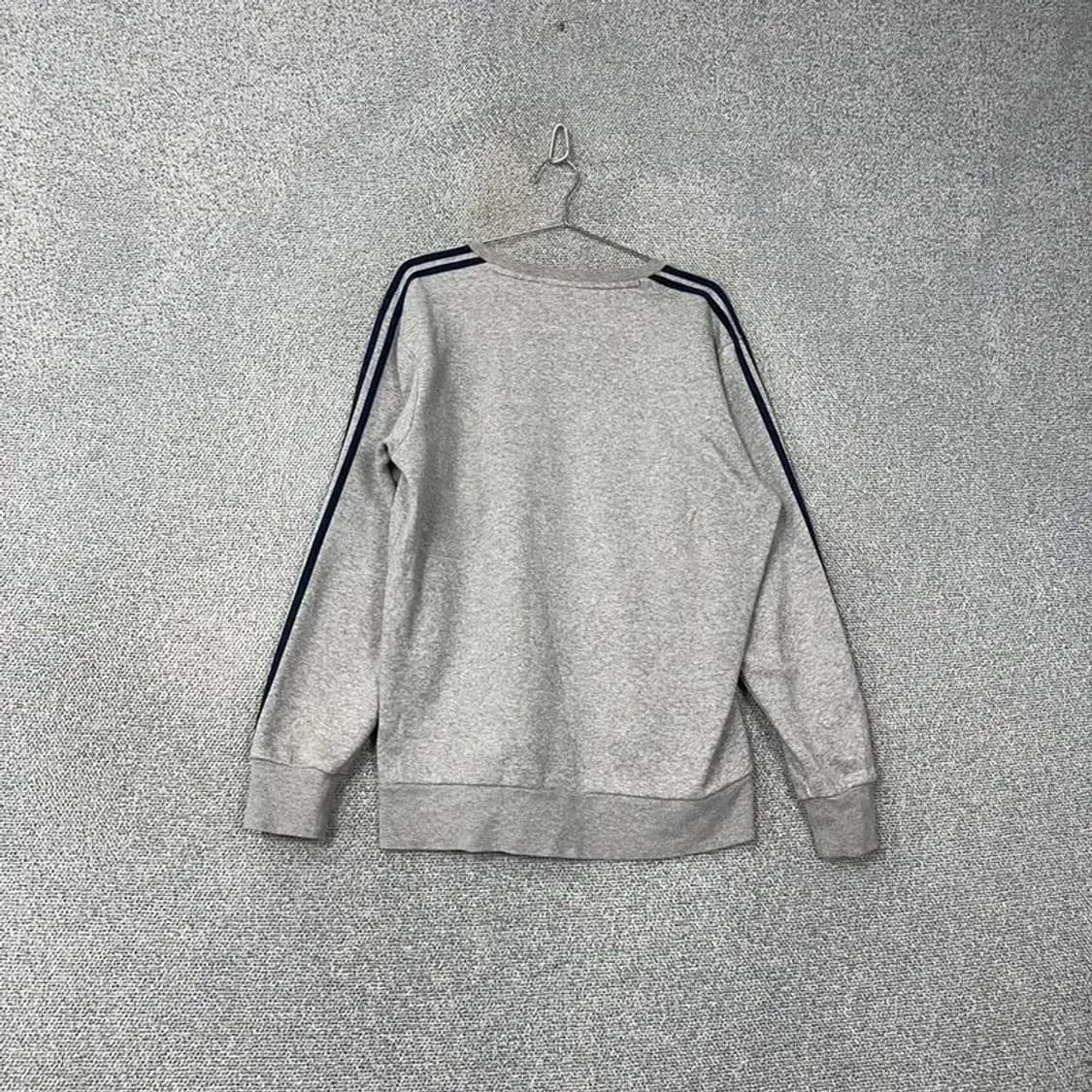 아디다스 삼각로고 삼선 그레이 맨투맨 110 상품이미지2