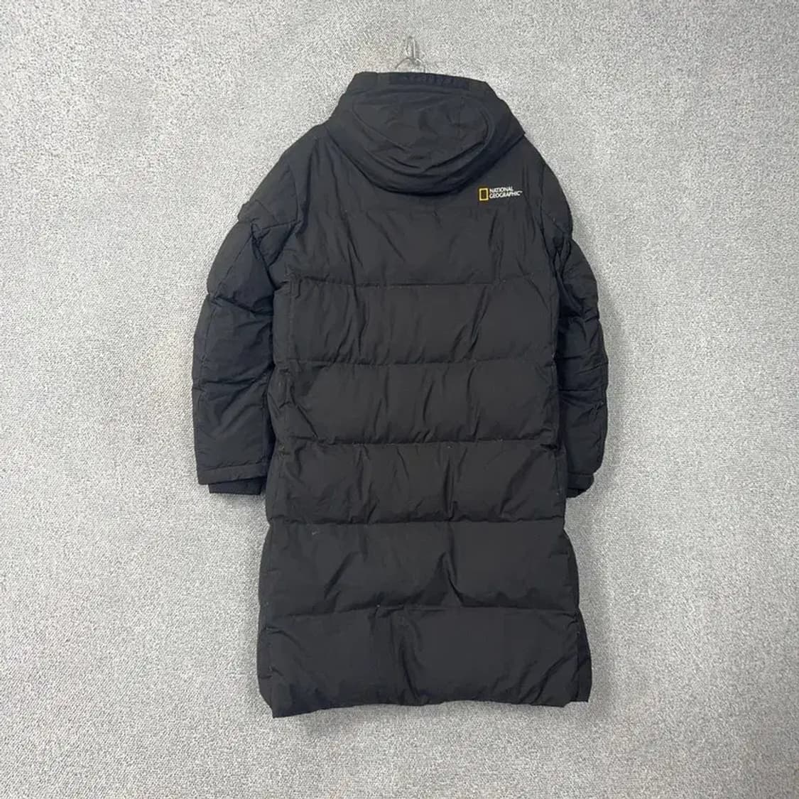 내셔널지오그래픽 패치 완장 로고 블랙 롱패딩 XL 상품이미지2