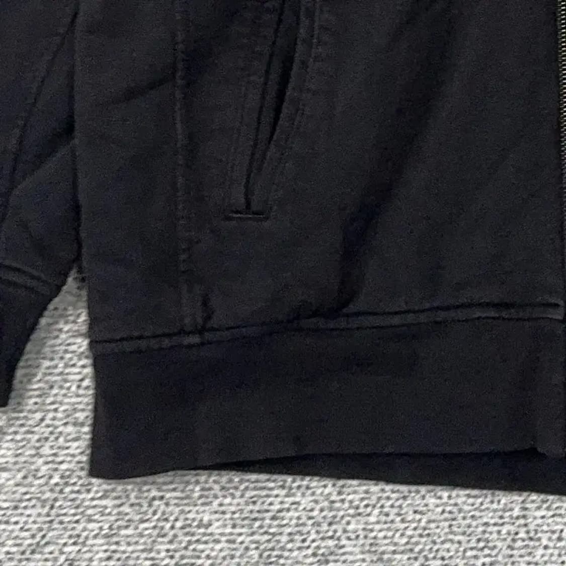 데상트 로고 오버핏 블랙 후드집업 L 상품이미지3