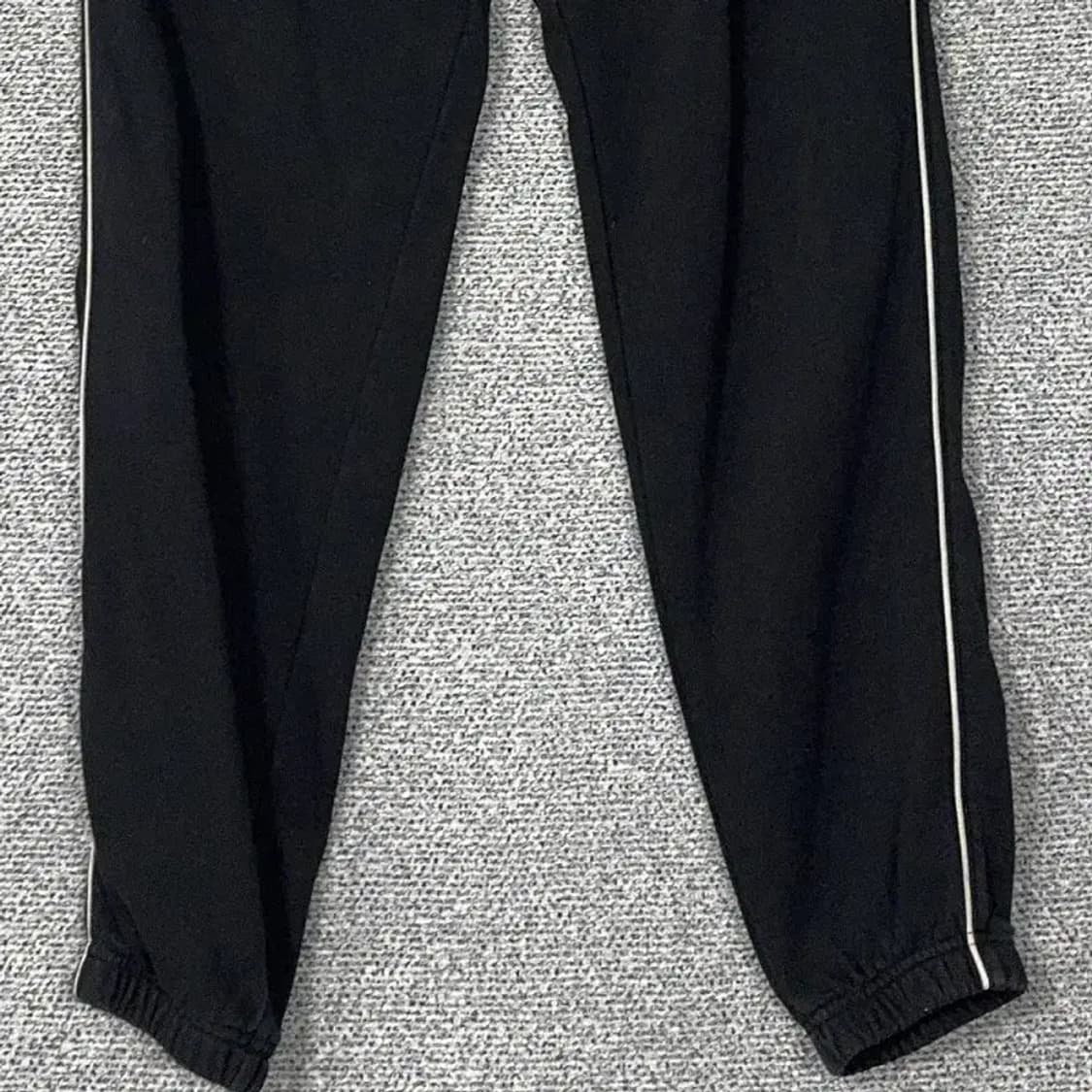 뉴발란스 블랙 로고 기능성 트레이닝 팬츠 M 상품이미지4