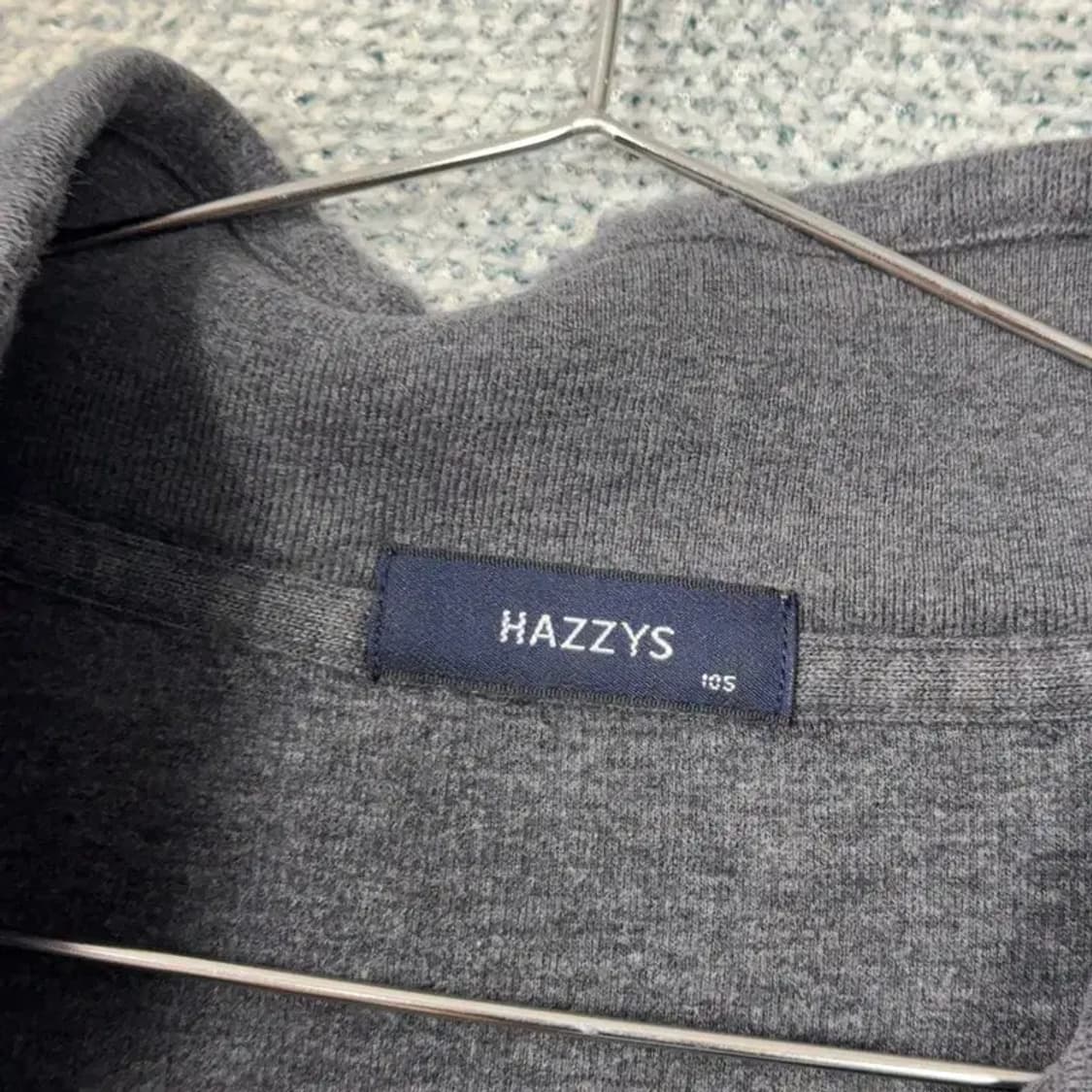 해지스 그레이 버튼 니트 105 상품이미지3